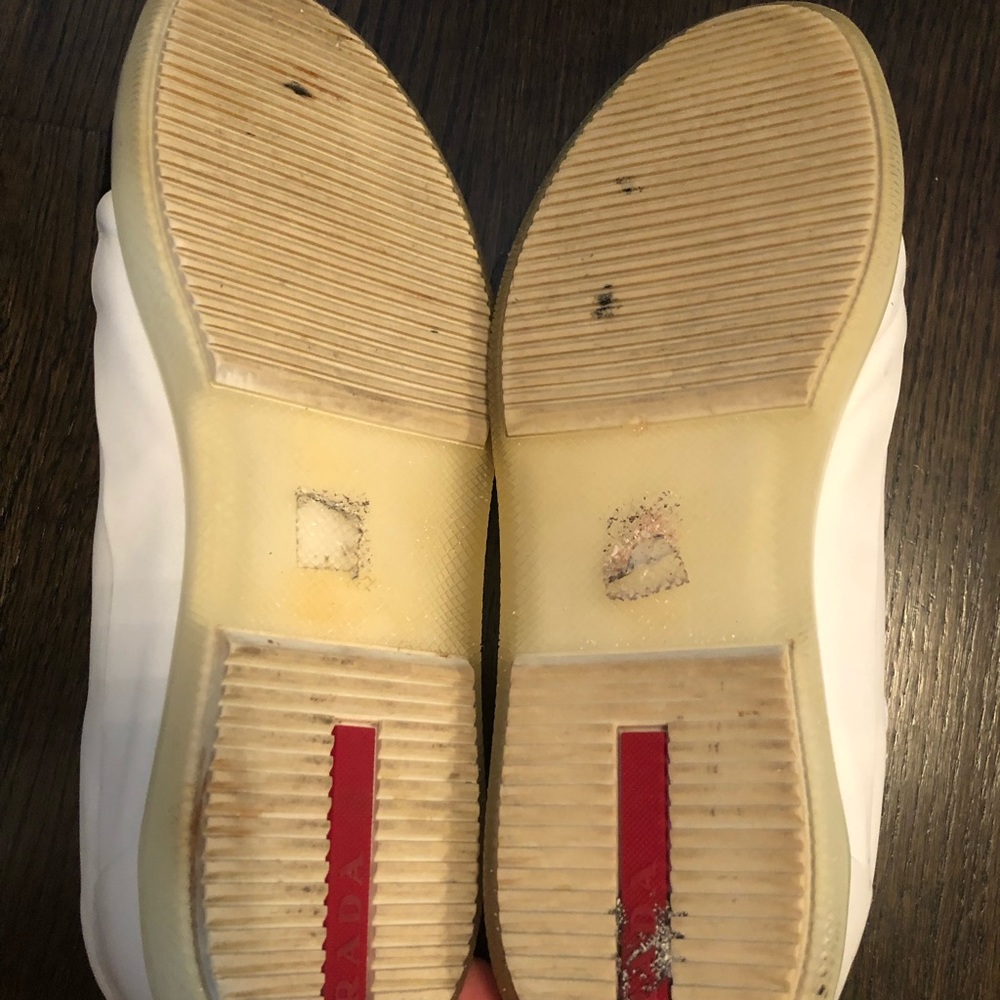 Prada leather sneakers 9.5 - Picture 8 of 12